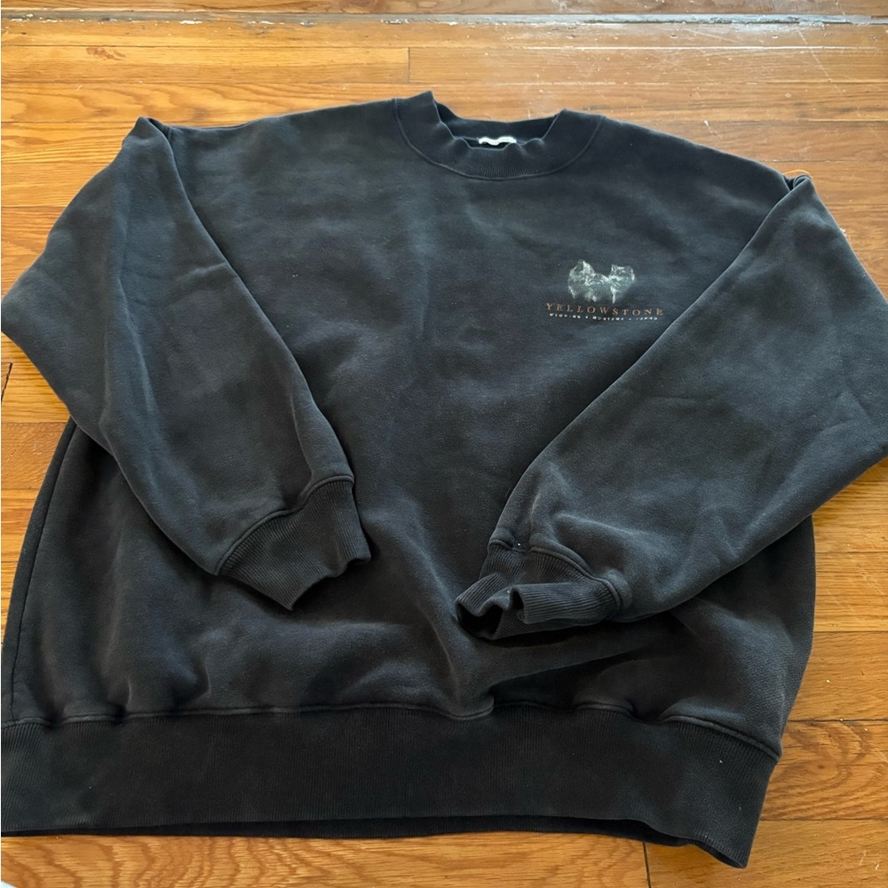 Rare Abercrombie & Fitch Yellowstone Crewneck SOLD
